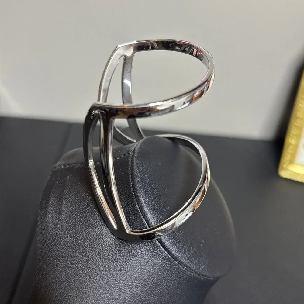 Jessica Simpson Silver Tone Geometric Cuff Bracelet
